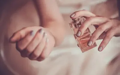 ¿Cómo escoger un perfume?